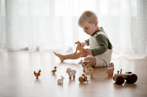 Farm Animals & Tractor Set - littlelightcollective